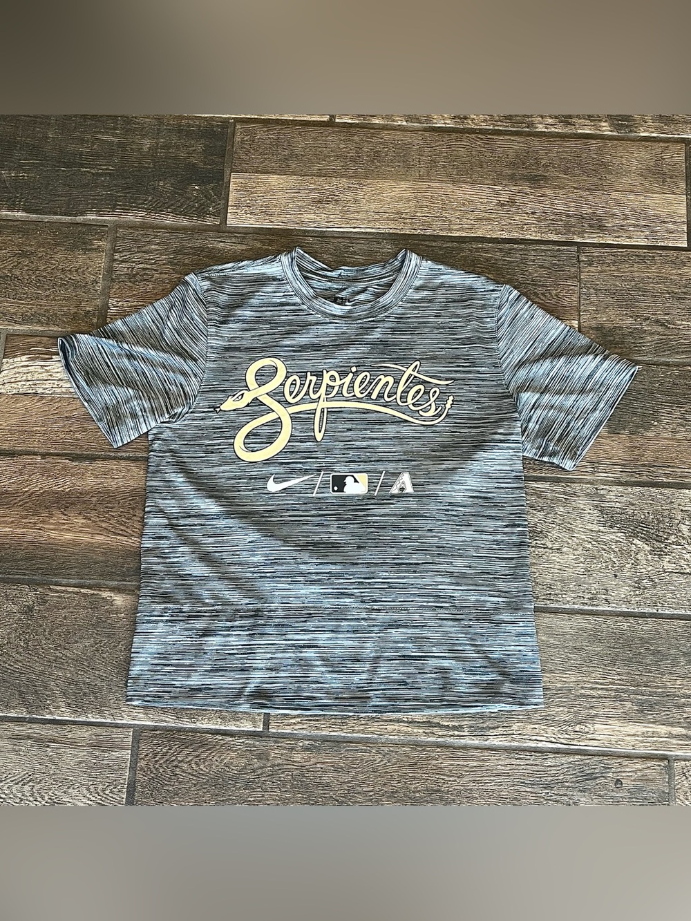 Arizona Diamondbacks Nike Dry Fit Serpientes t-shirt S